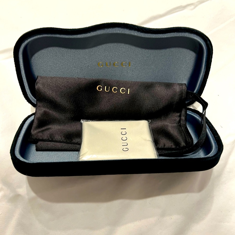 Gucci clamshell sunglasses case NEW